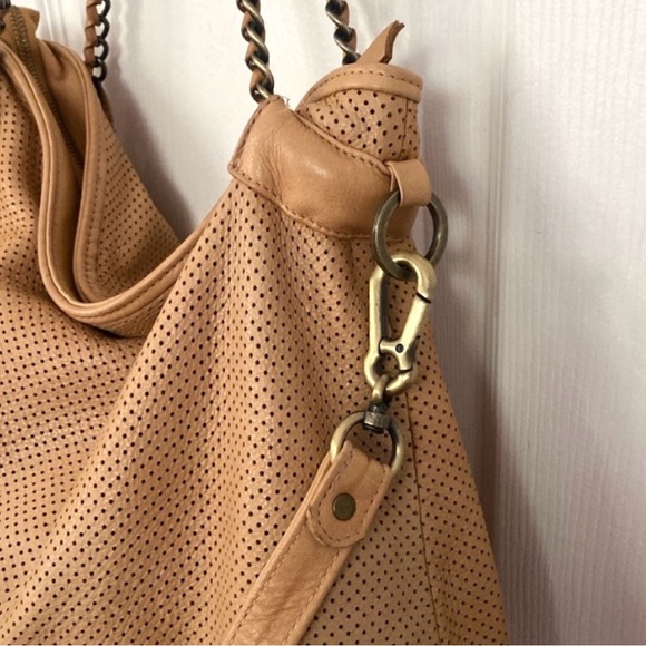 Carla Mancini Bag Tote Perforated Leather Shoulder Bag with pouch - Picture 5 of 16